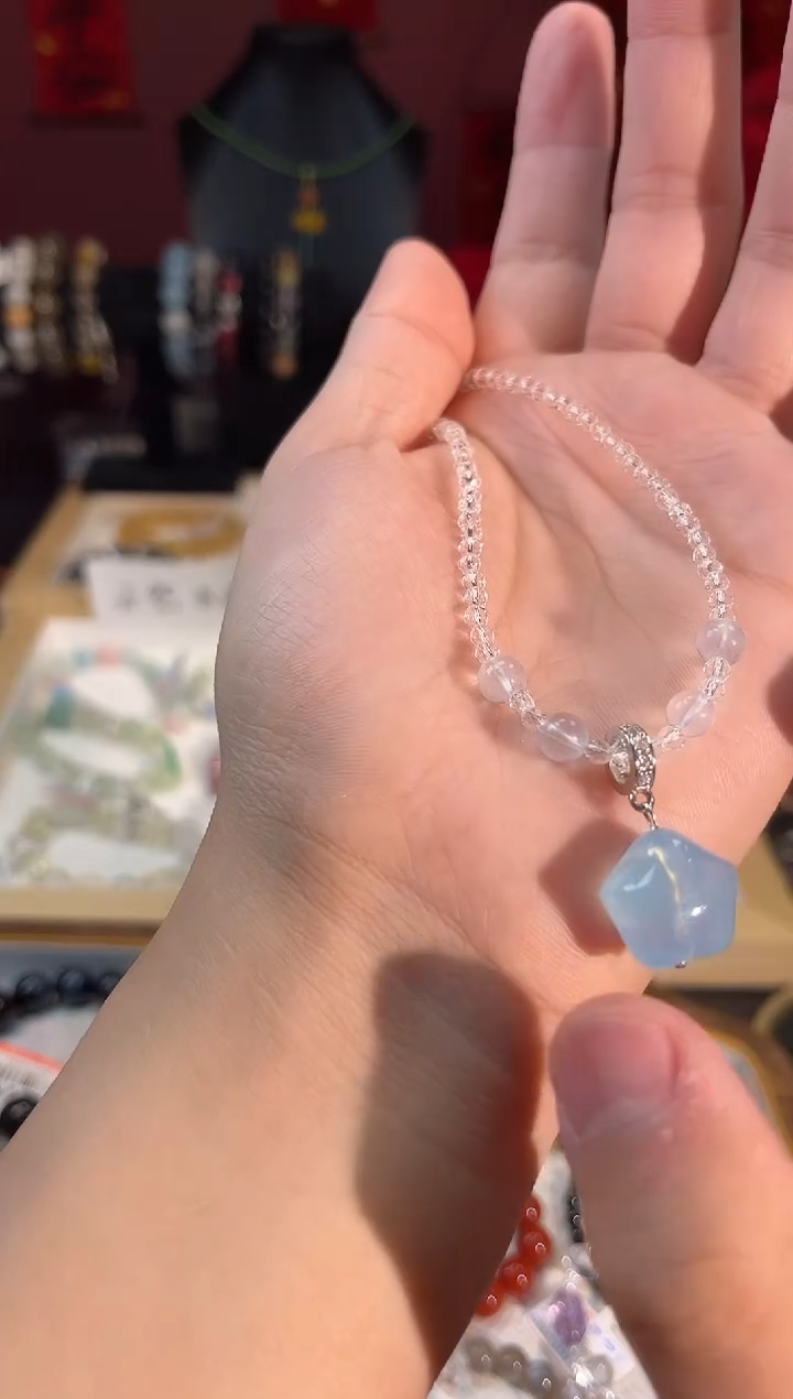 【闪购商品】海蓝宝石颈饰未镶嵌F93多样性发货一件