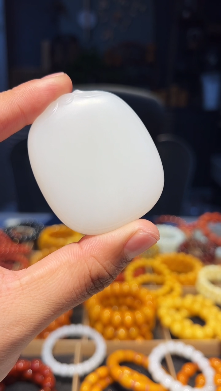 未镶嵌和田玉挂件上*挂件