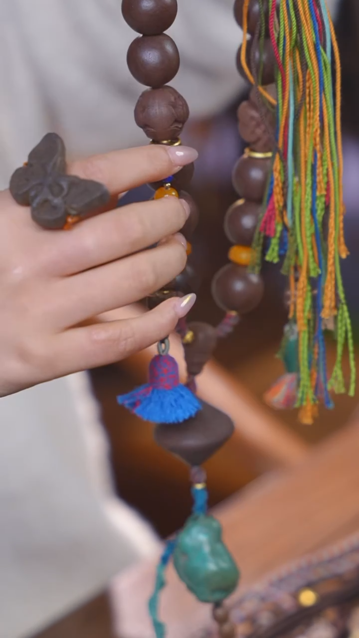 【闪购商品】泥塑龙涎念慈2.1左右 18子设计款手持