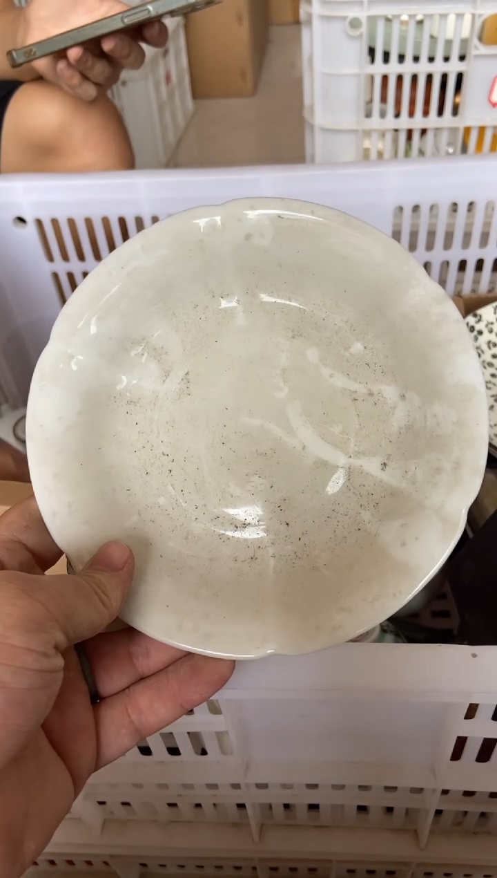 杯无运费险有瑕疵的摄影的产品有使用过的痕迹有点脏介意勿拍