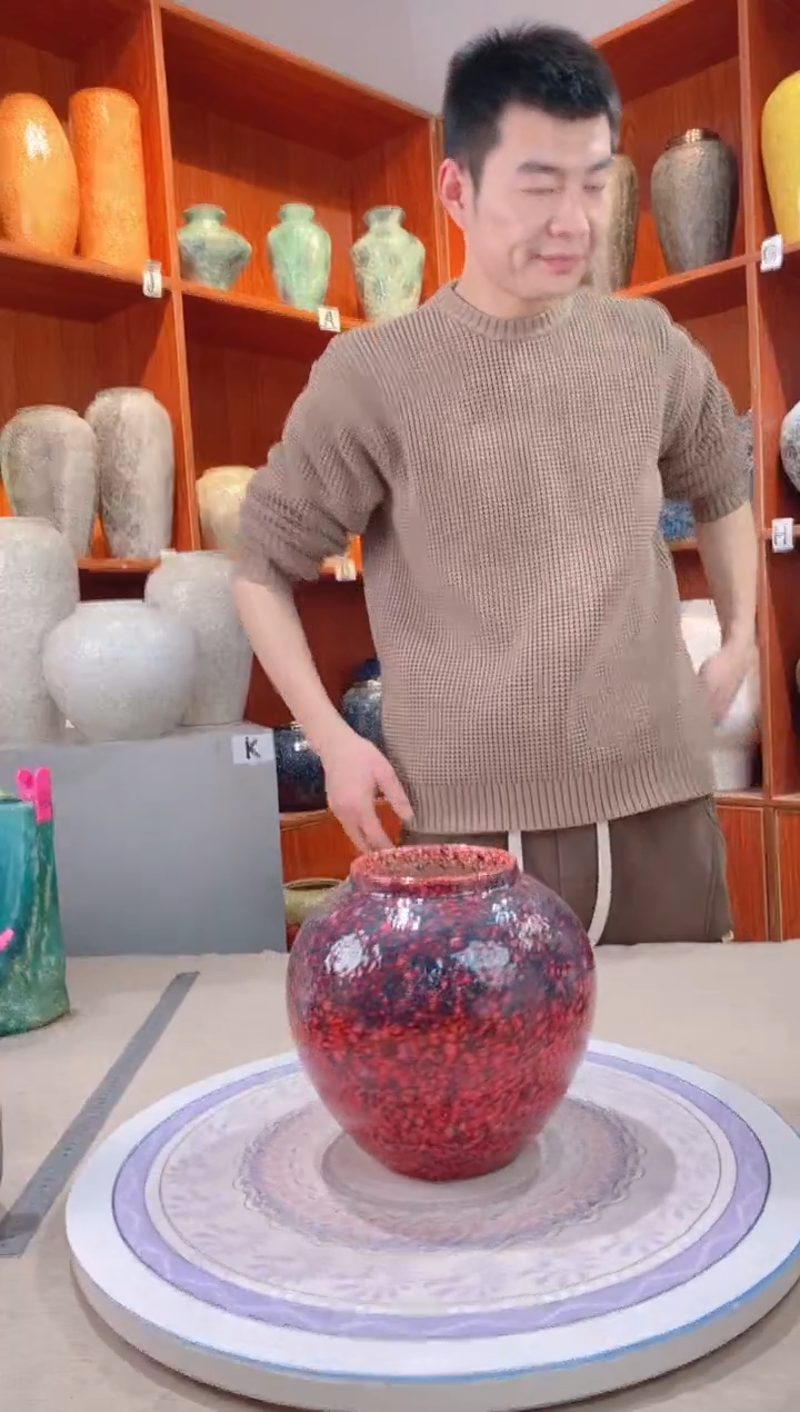 【闪购商品】瓶红宝石 小号  陶瓷花瓶 无花