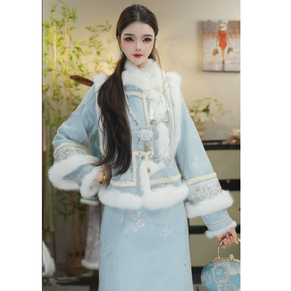 花享悦新中式女装冬款浅蓝旗袍搭马甲穿出与众不同套装（5929+5939