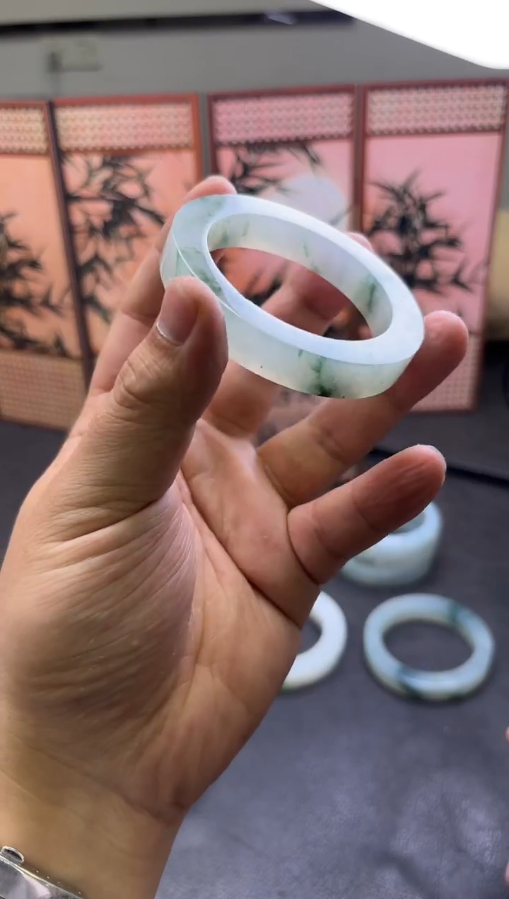 未镶嵌手镯定制翡翠用****9手镯