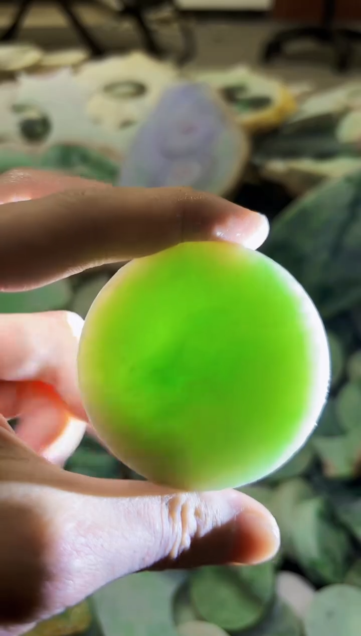 【闪购商品】翡翠颈饰未镶嵌A货吴玉323