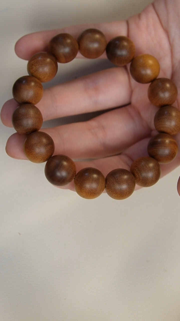 【闪购商品】檀香木手串/手链老山檀香1.5圆珠土埋多样式发其一
