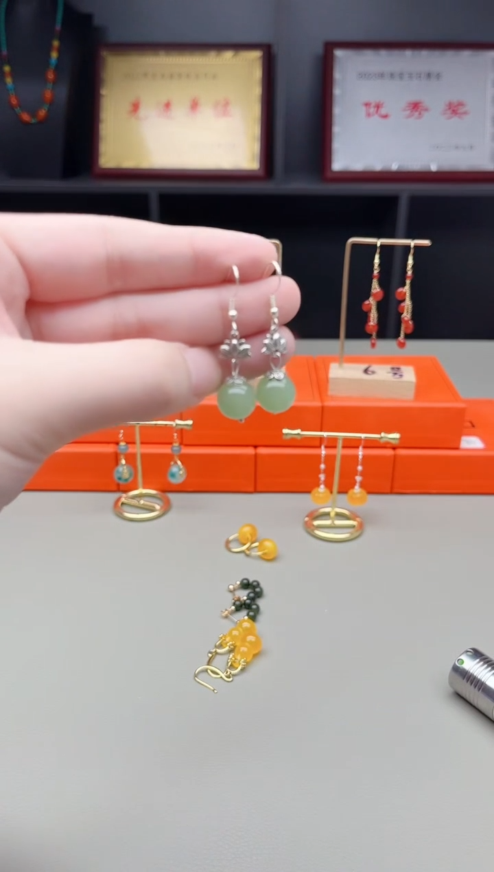 未镶嵌东陵石耳饰427