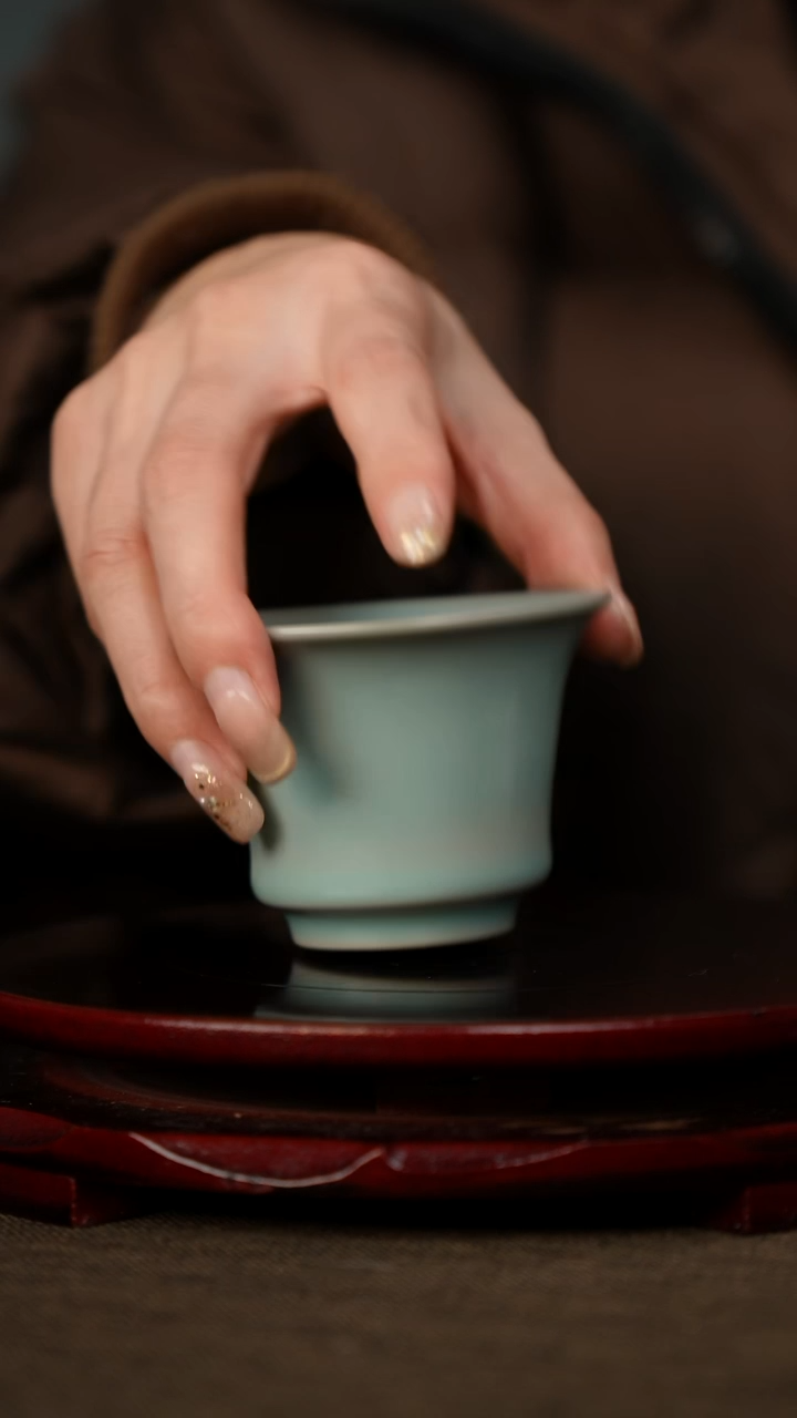 赵欢老师作品 支钉烧马蹄杯