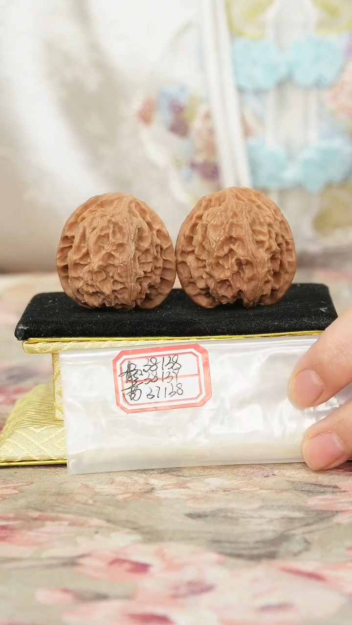 把件文玩核桃苹果园