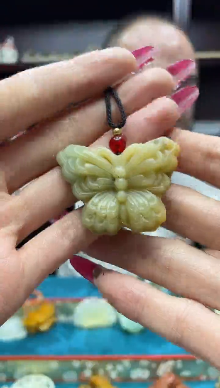 未镶嵌岫玉吊坠·