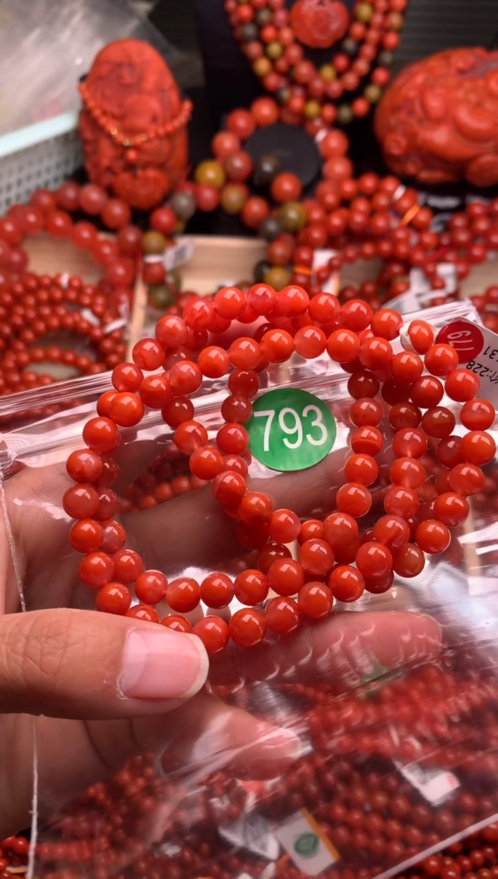 【闪购商品】南红玛瑙珠宝奇石未镶嵌793-7