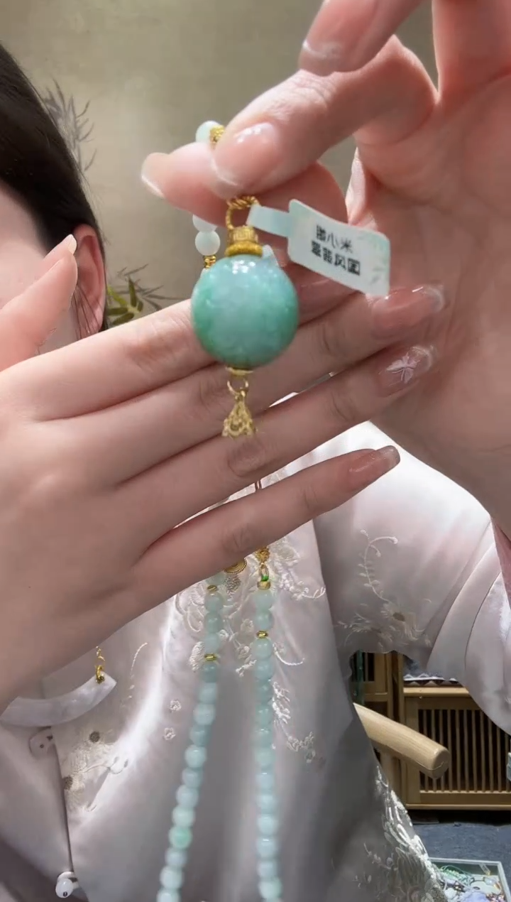 【闪购商品】翡翠颈饰未镶嵌吊坠