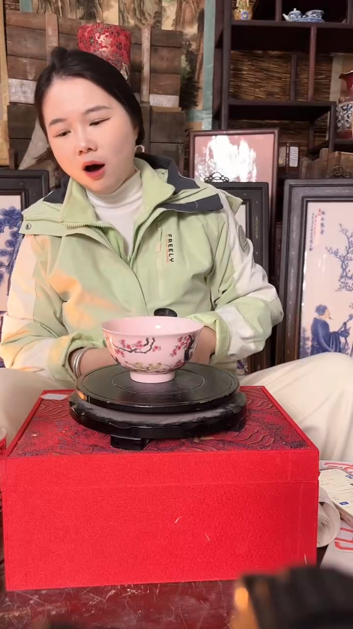 陶景德镇陶瓷摆件M483