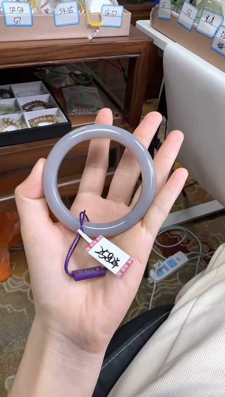 未镶嵌手镯和田玉56