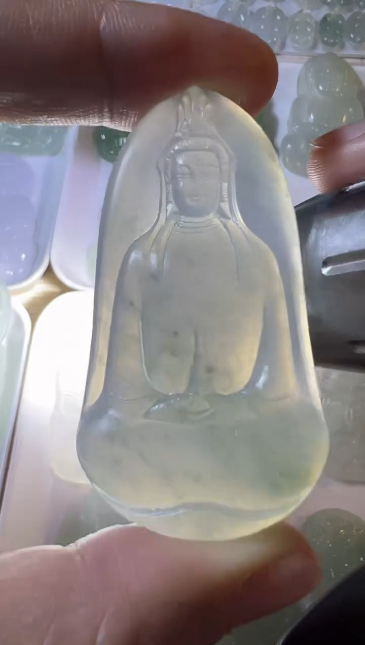 未镶嵌定制翡翠观音