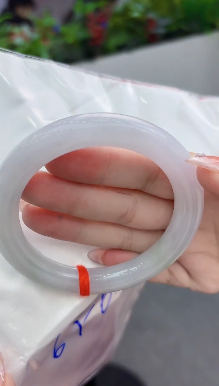 【闪购商品】翡翠手镯未镶嵌翡翠手镯