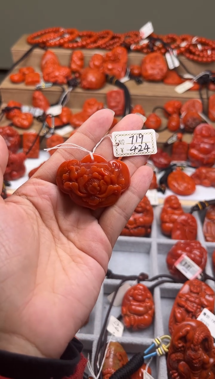 【闪购商品】南红玛瑙珠宝奇石未镶嵌719