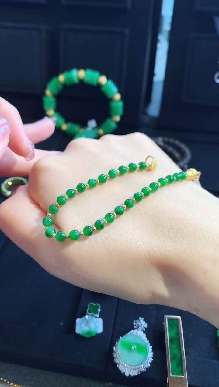 【闪购商品】翡翠手链18K金镶嵌手饰