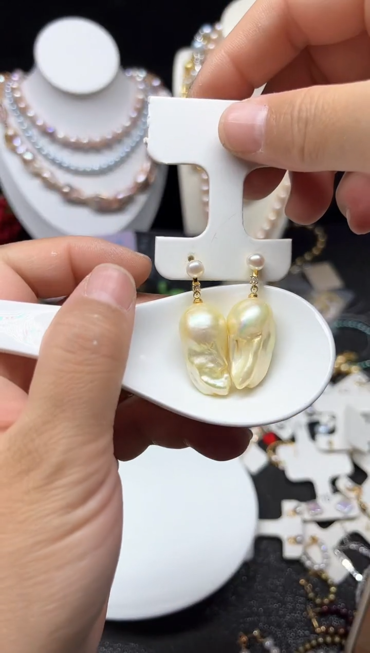 【闪购商品】淡水珍珠耳饰未镶嵌多人