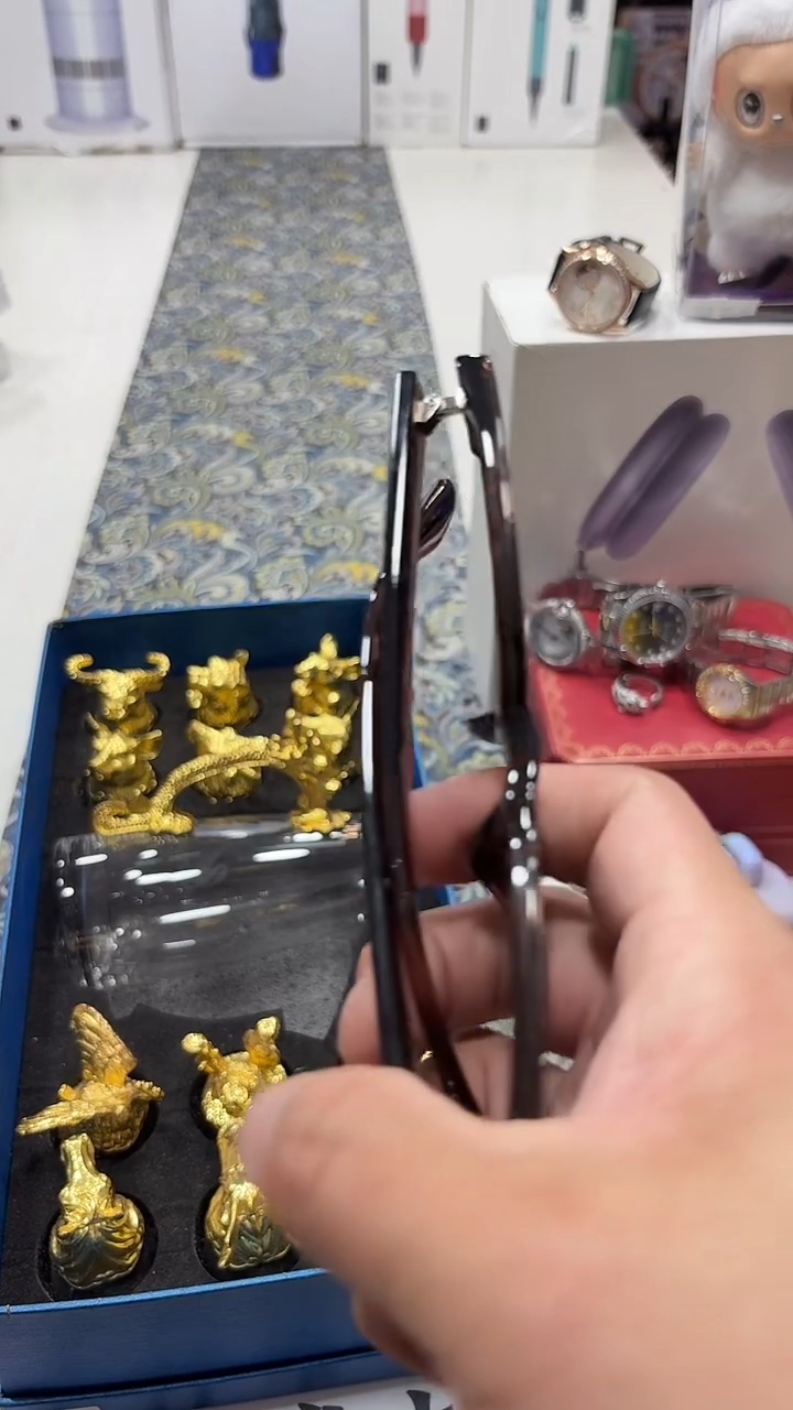 瓷片S***n名品折扣名品折扣名品折扣@@1