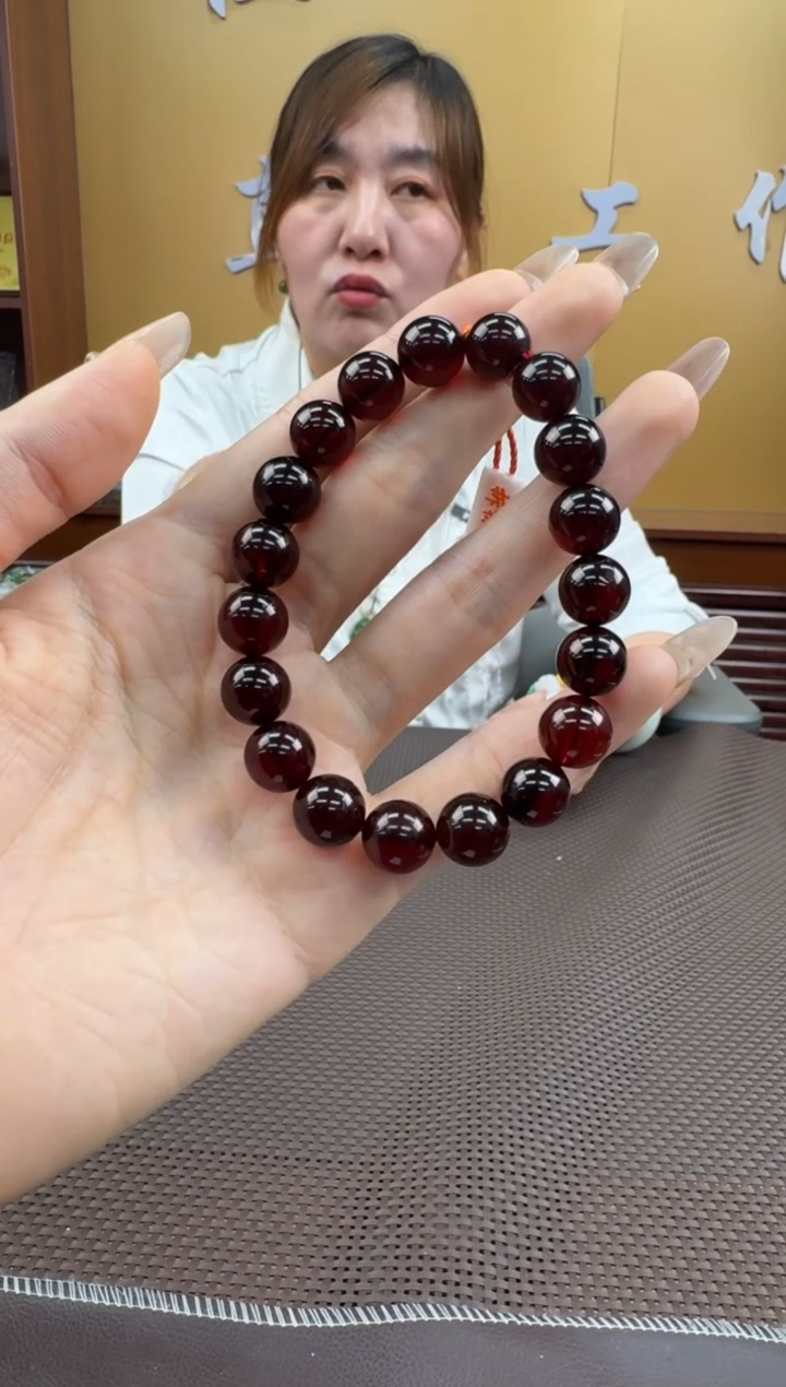 【闪购商品】琥珀裸石未镶嵌9-10手串