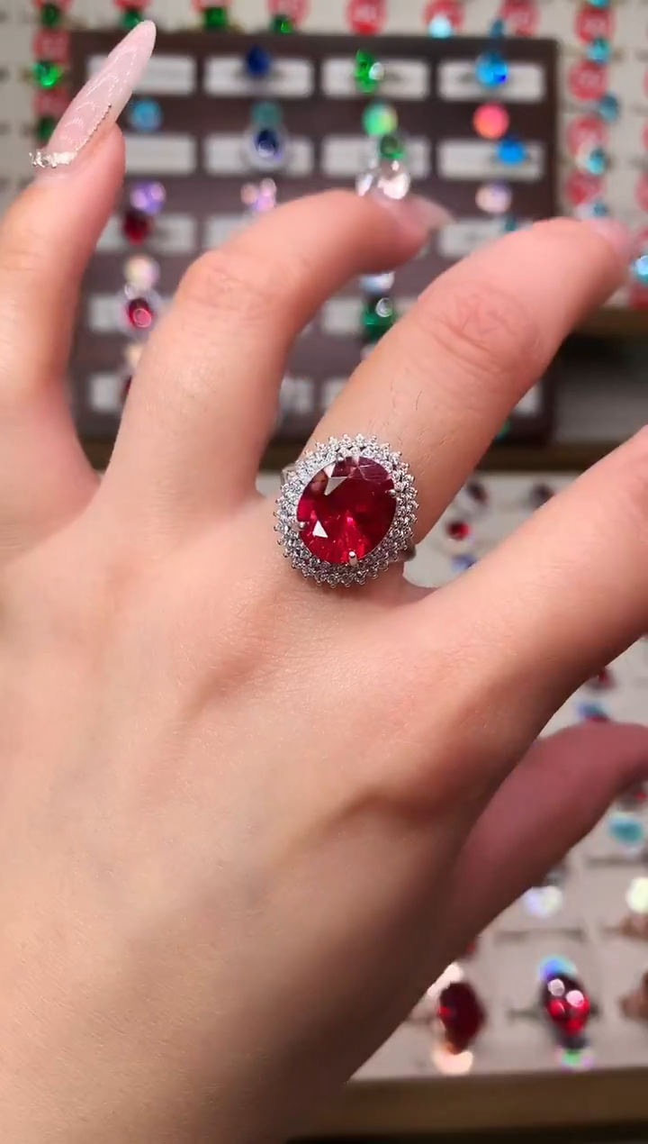 无925银典藏 轻奢 鸽血红红色系10*12双戴妃银托戒指