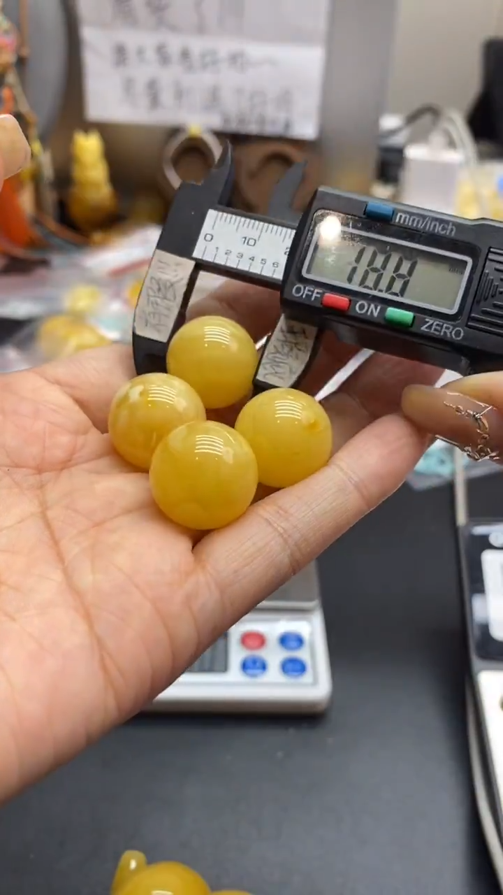 琥珀未镶嵌珠宝奇石1312多样性发其一