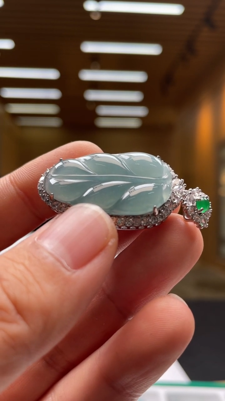 【闪购商品】翡翠未镶嵌项链********57