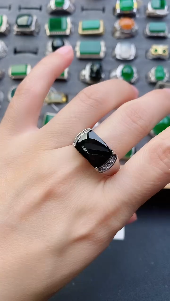 【闪购商品】翡翠戒指银S925镶嵌11111