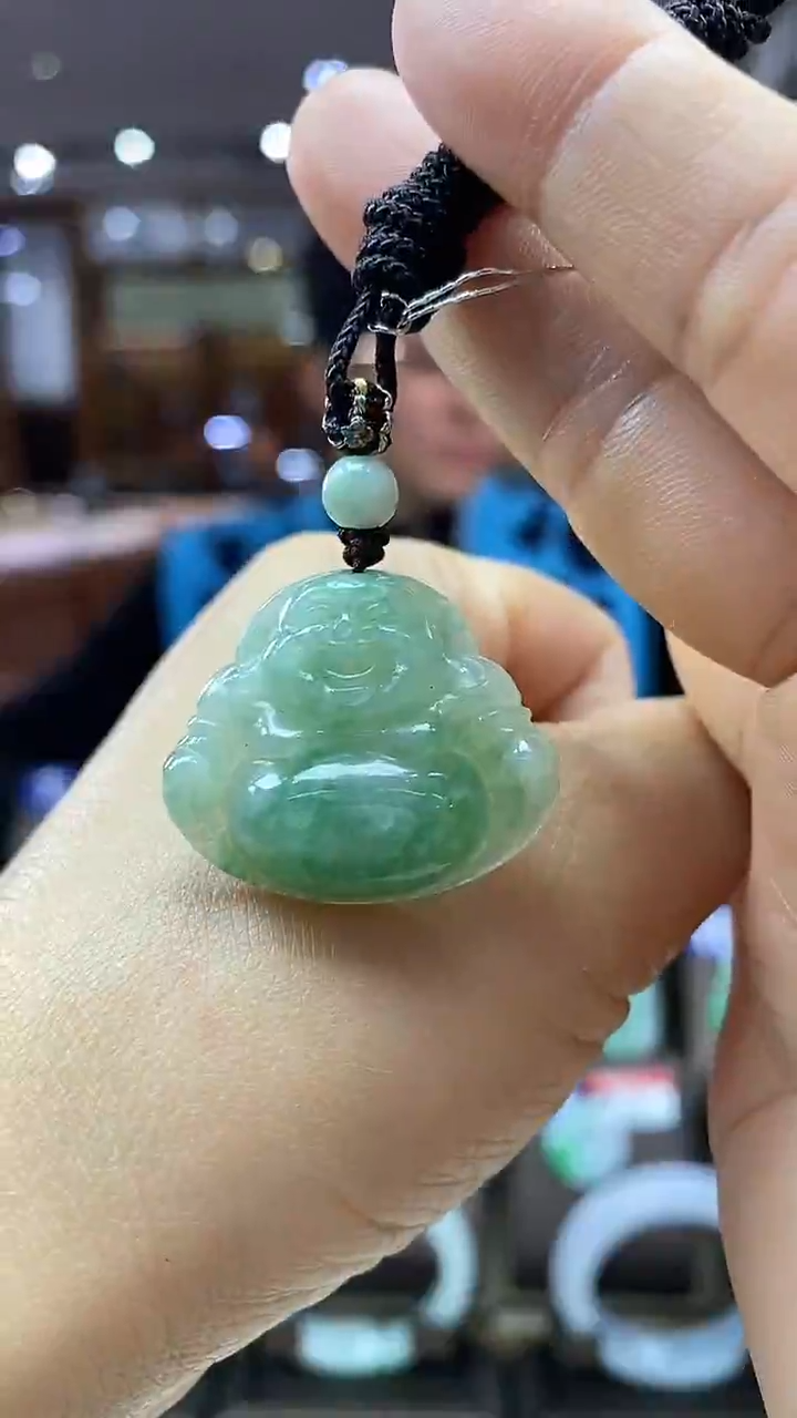 颈饰未镶嵌翡翠佛公