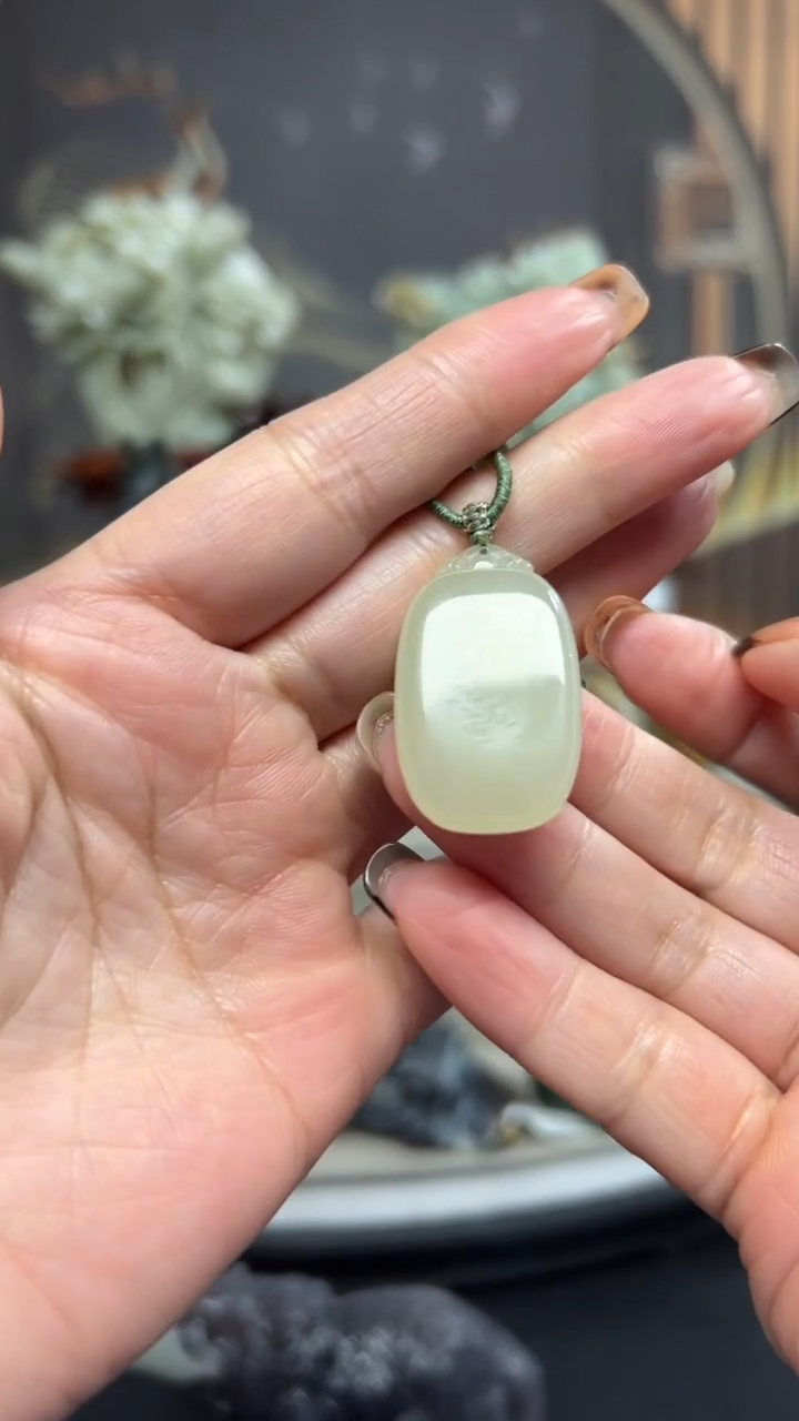 未镶嵌和田玉挂件挂件