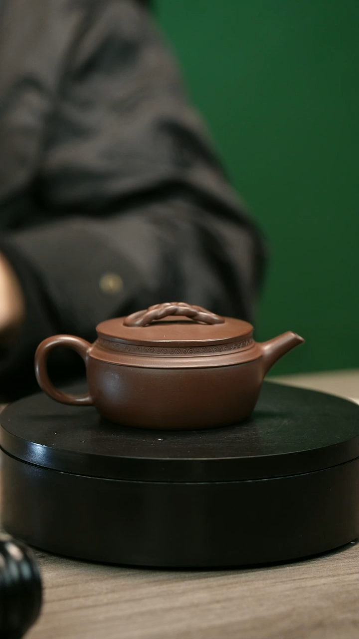茶壶紫砂马**使H2384赵信军底槽青绳节汉瓦