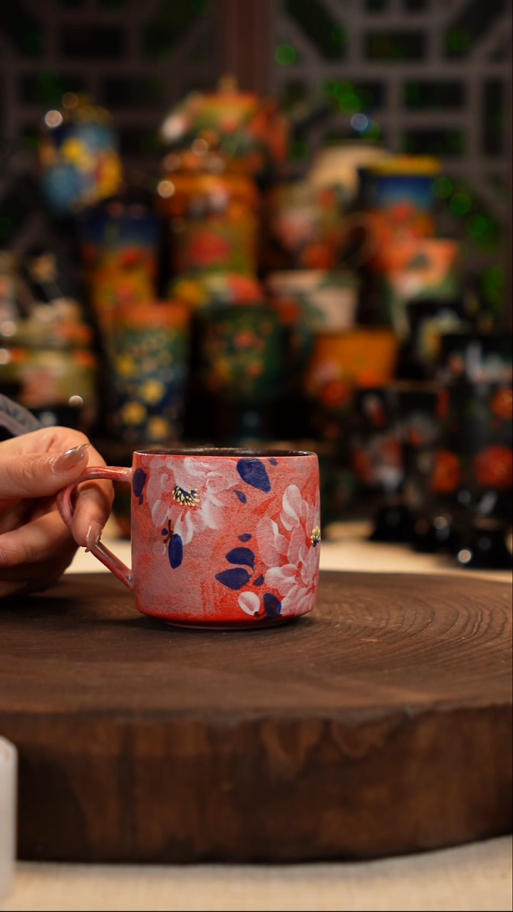 油画    釉下彩   杯子