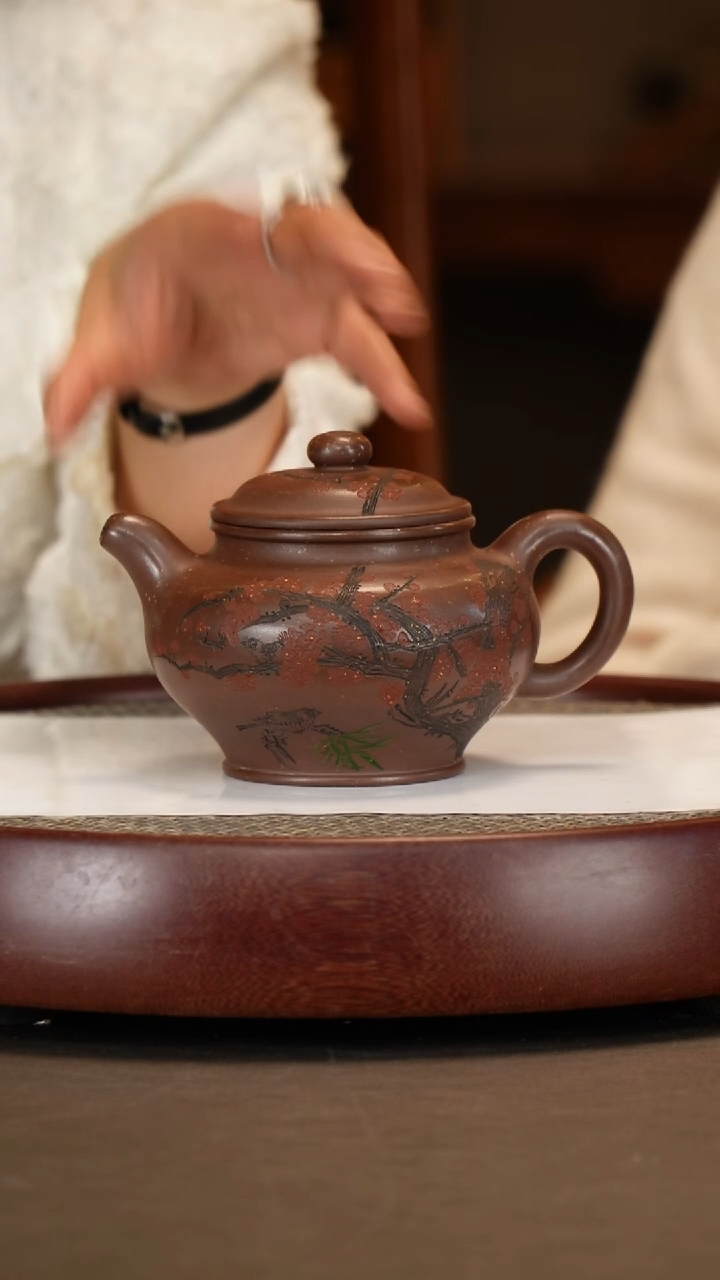 【闪购商品】紫砂茶壶【范菊英】紫玉金砂 掇只 360CC