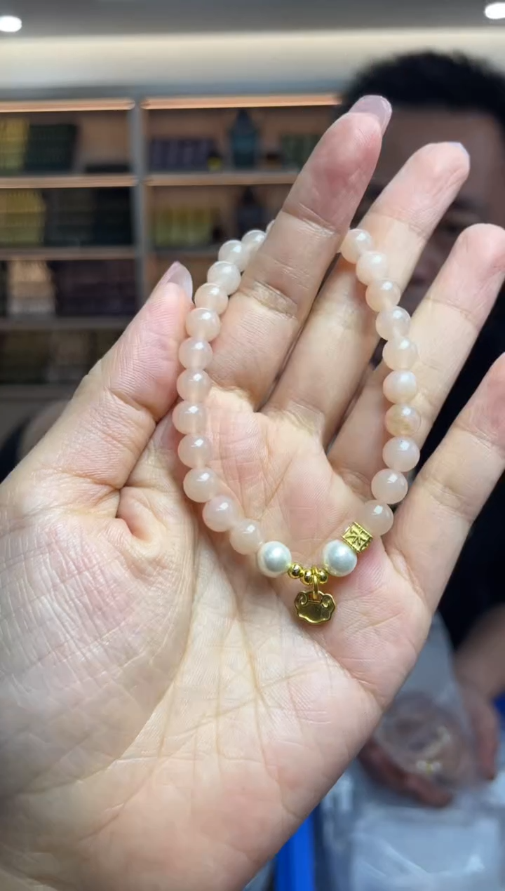 【闪购商品】和田玉·未镶嵌多样性发一件