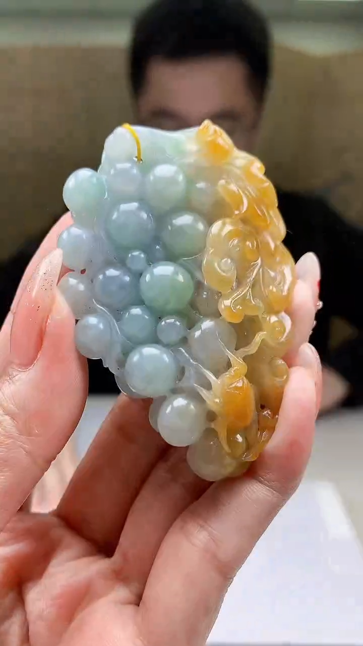 【闪购商品】定制翡翠未镶嵌5153MM-毛货挂件52