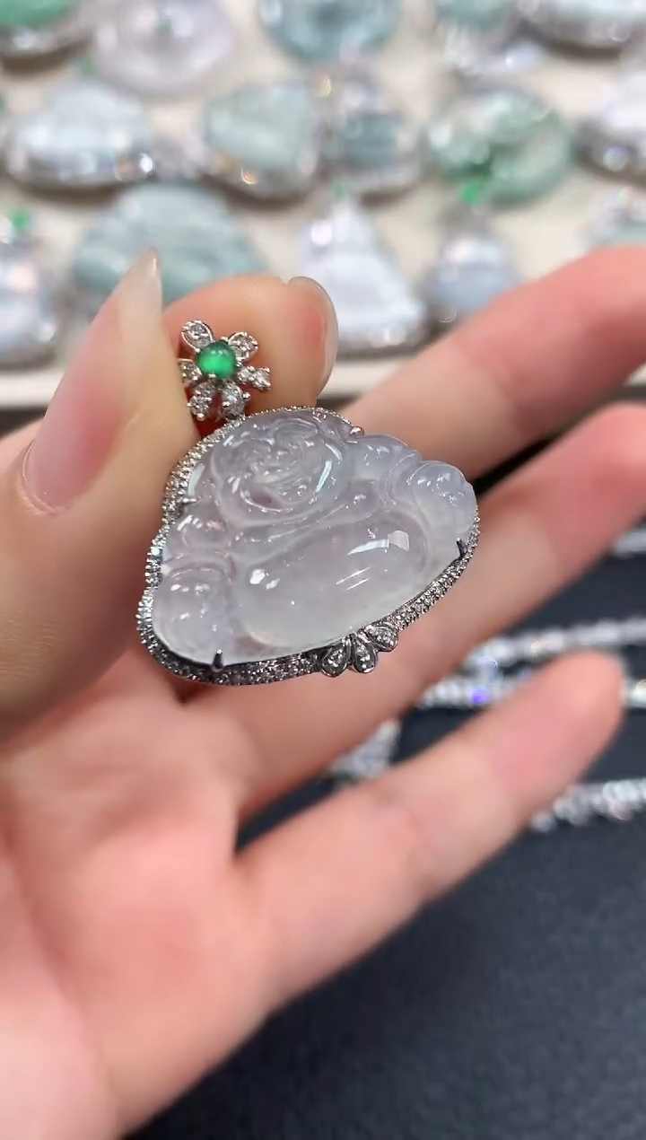 【闪购商品】翡翠颈饰18K金镶嵌B22  