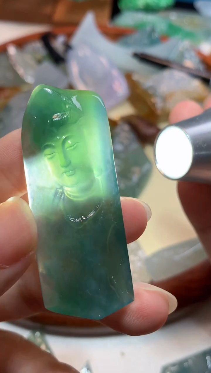 吊坠(不含链)未镶嵌翡翠吊坠