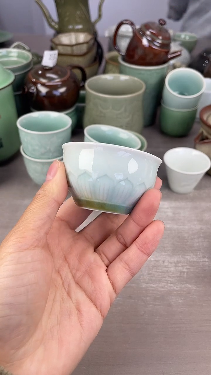 青瓷仓储清仓福利微微暇