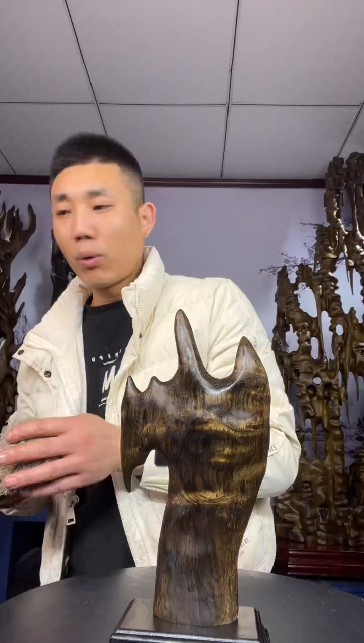 金丝楠木雕款用****3金丝楠木工艺品摆件