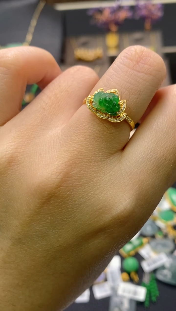 【闪购商品】翡翠18K金镶嵌颈饰净货17347