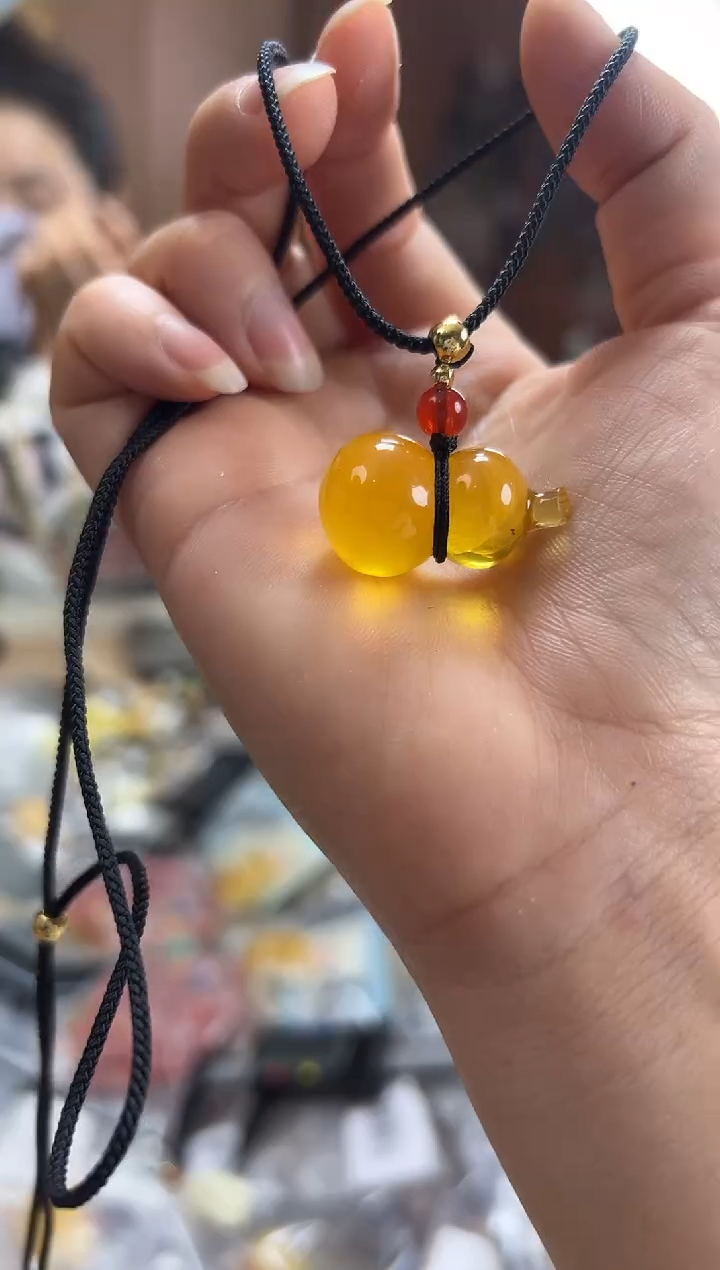 【闪购商品】蜜蜡裸石未镶嵌蜜蜡吊坠
