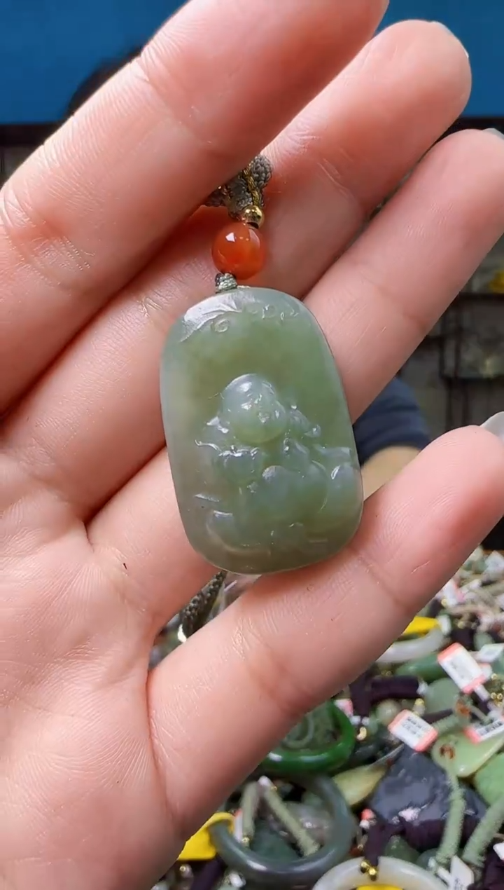 颈饰未镶嵌和田玉1