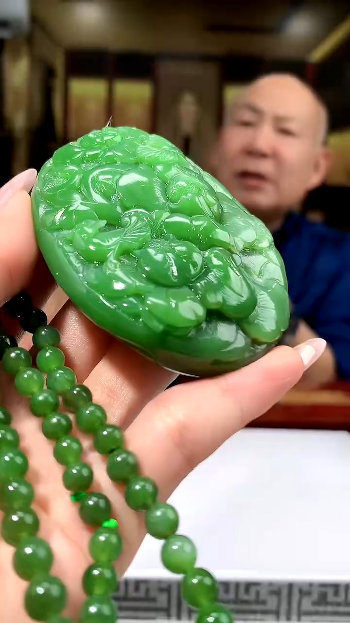 【闪购商品】定制和田玉老厂长匠心馆和田玉（多样性发一）配珠链