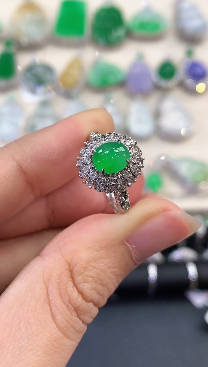 【闪购商品】翡翠戒指18K金镶嵌B142