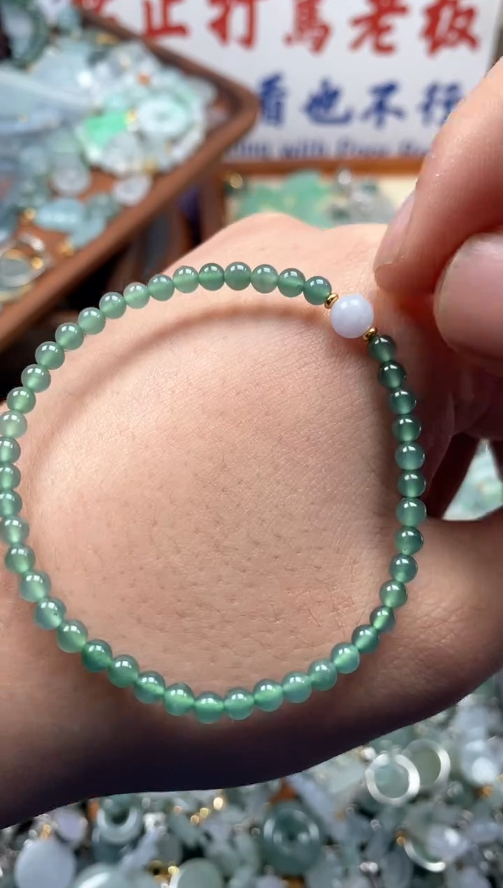 【闪购商品】翡翠颈饰未镶嵌哥哥