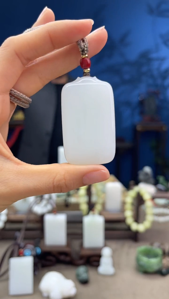 【闪购商品】和田玉颈饰未镶嵌1