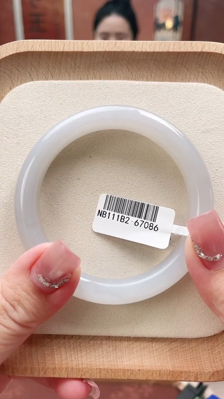 和田玉未镶嵌手镯56