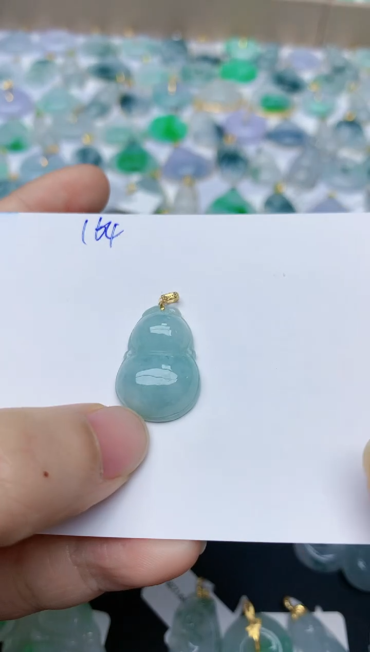 【闪购商品】翡翠颈饰18K金镶嵌天然翡翠A货    164