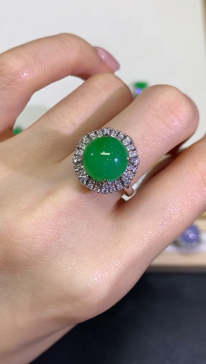 【闪购商品】翡翠颈饰18K金镶嵌团购36