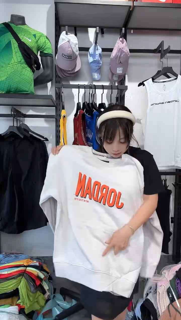 1143编码 瑕疵款以直播间过款为准 尺码
